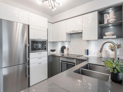 Photo 7 at 809 - 942 Yonge Street, Annex, Toronto