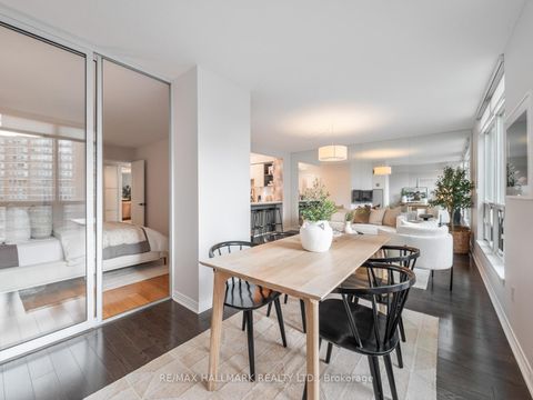 Photo 24 at 809 - 942 Yonge Street, Annex, Toronto