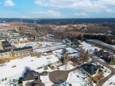 Photo 11 at 70 Simmons Street, Elder Mills, Vaughan