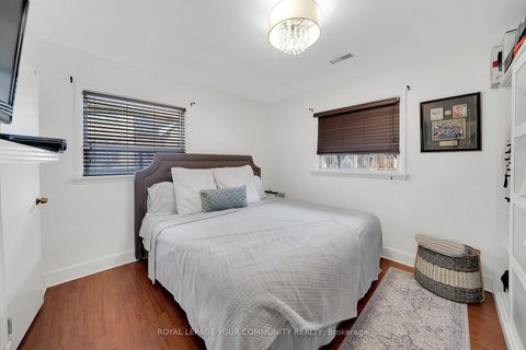 Photo 32 at 70 Simmons Street, Elder Mills, Vaughan
