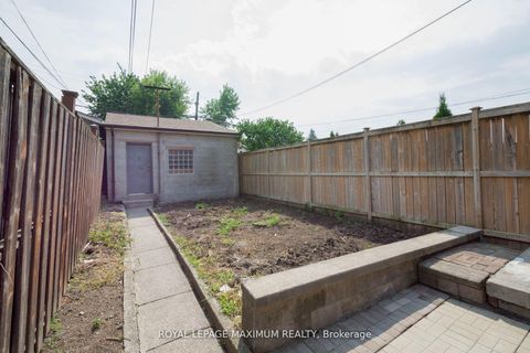 Photo 30 at 161 Caledonia Road, Davenport, Toronto