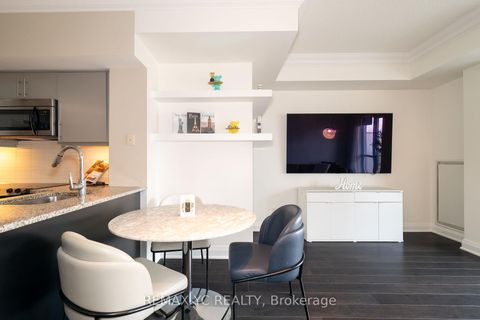 Photo 2 at 1709 - 83 Redpath Avenue, Mount Pleasant West, Toronto