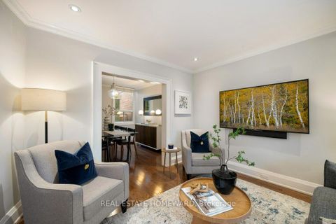 Photo 10 at 21 Queensdale Avenue, East York, Toronto