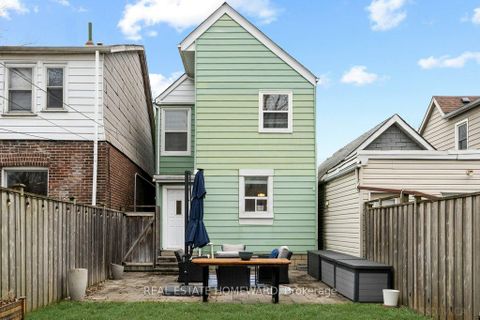 Photo 36 at 21 Queensdale Avenue, East York, Toronto