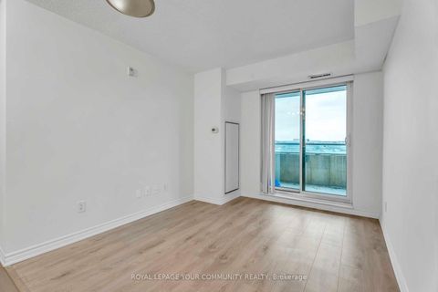 Photo 8 at 420 - 75 Norman Bethune Avenue, Beaver Creek Business Park, Richmond Hill