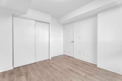 Photo 12 at 420 - 75 Norman Bethune Avenue, Beaver Creek Business Park, Richmond Hill