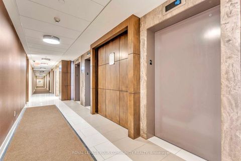 Photo 20 at 420 - 75 Norman Bethune Avenue, Beaver Creek Business Park, Richmond Hill