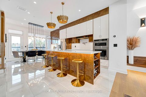 Photo 0 at 9 Credit Lane, Jefferson, Richmond Hill