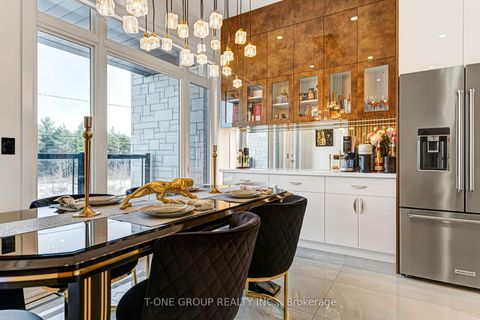 Photo 20 at 9 Credit Lane, Jefferson, Richmond Hill