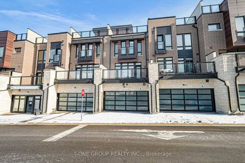 Photo 48 at 9 Credit Lane, Jefferson, Richmond Hill