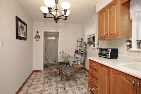 Photo 9 at 938 Kennedy Road, Ionview, Toronto