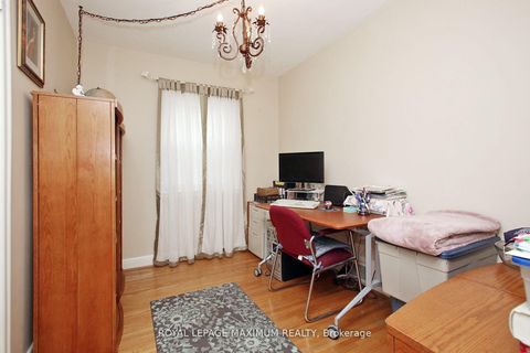 Photo 14 at 938 Kennedy Road, Ionview, Toronto