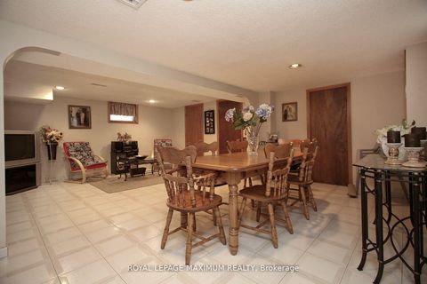 Photo 16 at 938 Kennedy Road, Ionview, Toronto