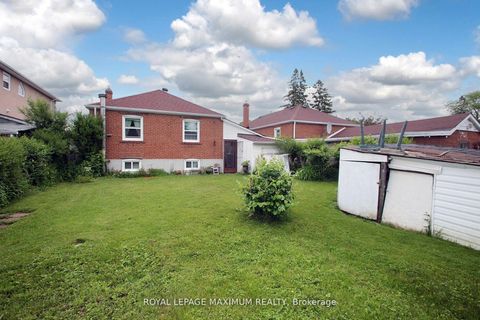 Photo 25 at 938 Kennedy Road, Ionview, Toronto
