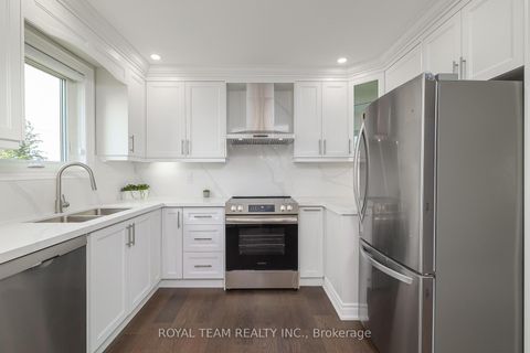 Photo 10 at 6 Crioline Road, Maple Leaf, Toronto