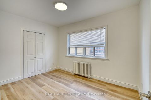 Photo 14 at 101 Sixteenth Street, New Toronto, Toronto