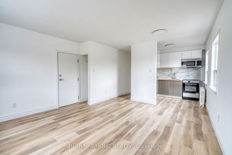 Photo 21 at 101 Sixteenth Street, New Toronto, Toronto