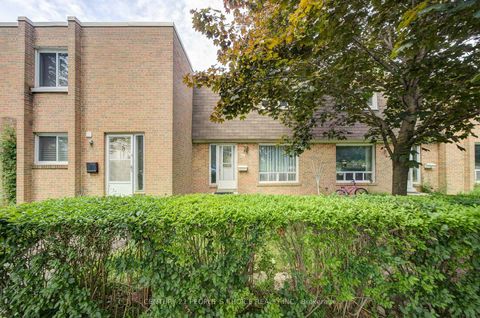 Photo 3 at 29 - 1730 Albion Road, Clairville, Toronto
