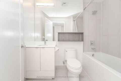Photo 24 at 413 - 70 Princess Street E, Waterfront Communities C8, Toronto