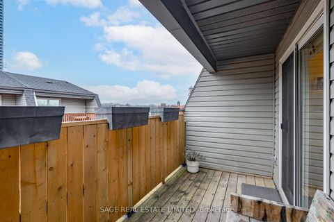 Photo 22 at 14 Old Trillium Lane, Regent Park, Toronto