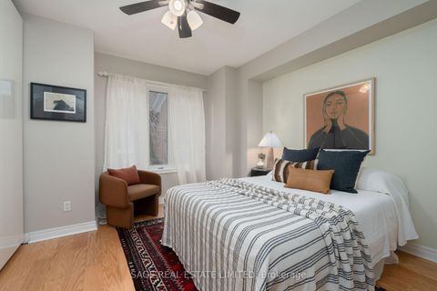 Photo 24 at 14 Old Trillium Lane, Regent Park, Toronto