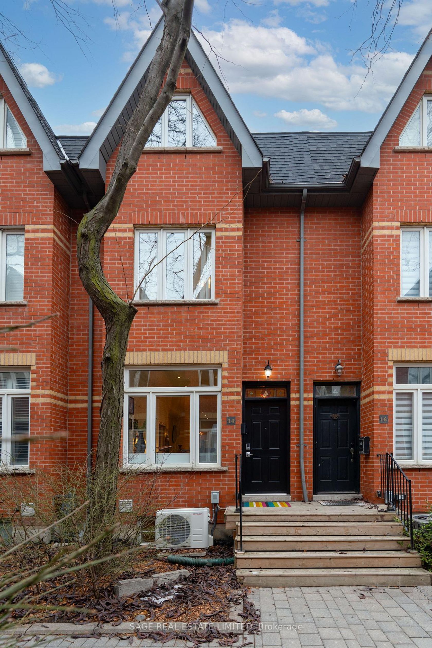 14 Old Trillium Lane, Regent Park, Toronto 