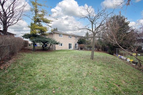 Photo 27 at 30 Lowbank Court, Steeles, Toronto