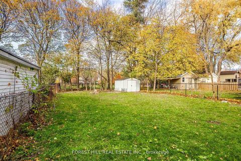 Photo 24 at 174 Avondale Avenue, Willowdale East, Toronto