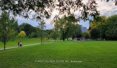 Photo 27 at 174 Avondale Avenue, Willowdale East, Toronto