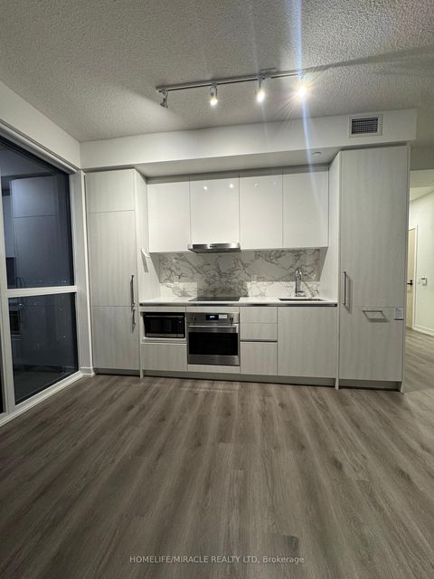 Photo 7 at 2012 - 225 Commerce Street, Vaughan Corporate Centre, Vaughan