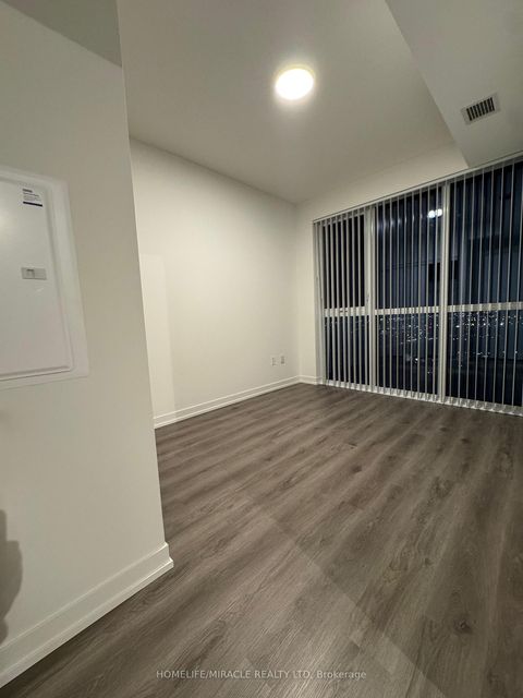 Photo 8 at 2012 - 225 Commerce Street, Vaughan Corporate Centre, Vaughan