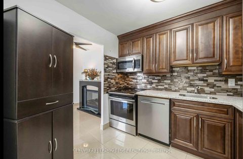 Photo 10 at 2403 - 330 Dixon Road, The Westway, Toronto