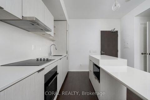 Photo 24 at 414 - 12 Bonnycastle Street, Waterfront Communities C8, Toronto