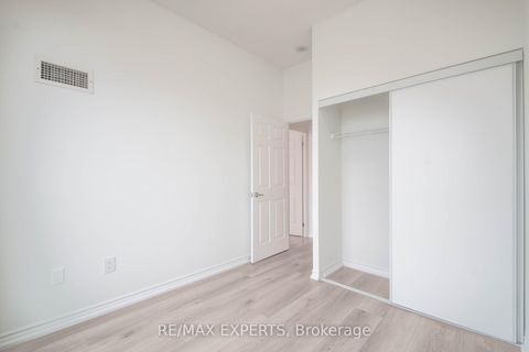 Photo 18 at UPH-06 - 7 Lorraine Drive, Willowdale West, Toronto