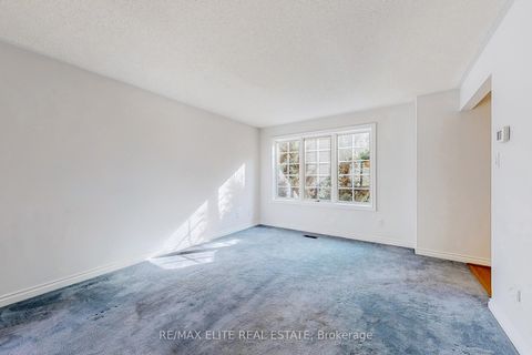 Photo 7 at 61 Beaufort Hills Road, Oak Ridges, Richmond Hill