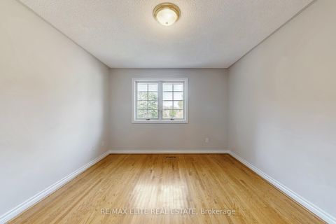 Photo 30 at 61 Beaufort Hills Road, Oak Ridges, Richmond Hill