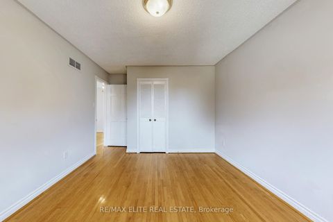 Photo 31 at 61 Beaufort Hills Road, Oak Ridges, Richmond Hill