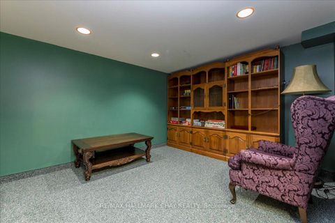 Photo 26 at 21 Barwick Drive, West Bayfield, Barrie