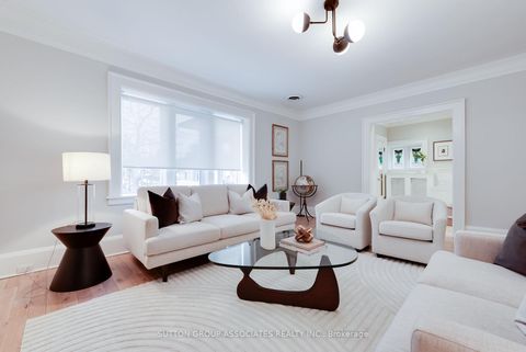 Photo 6 at 91 Northcliffe Boulevard, Wychwood, Toronto