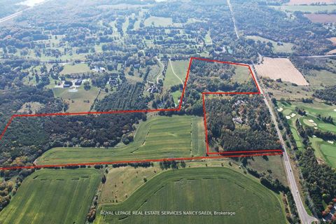 Photo 2 at 14573 Leslie Street, Bayview Southeast, Aurora