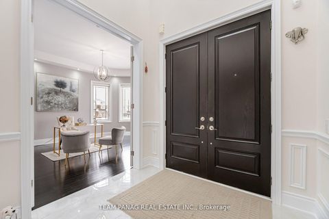 Photo 3 at 76 Balderson Drive, Kleinburg, Vaughan