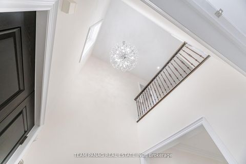 Photo 4 at 76 Balderson Drive, Kleinburg, Vaughan