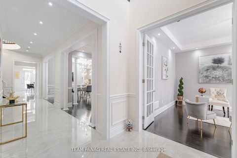 Photo 5 at 76 Balderson Drive, Kleinburg, Vaughan