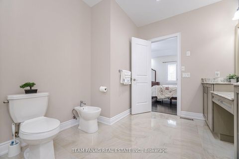 Photo 26 at 76 Balderson Drive, Kleinburg, Vaughan