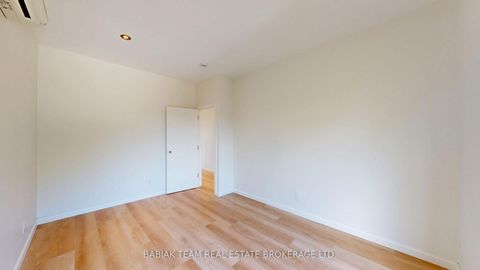 Photo 33 at 3212 Dundas Street W, Junction Area, Toronto