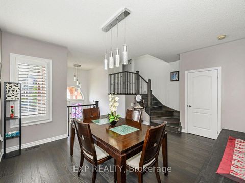 Photo 7 at 856 Wrenwood Drive, Taunton, Oshawa