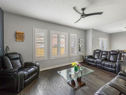 Photo 10 at 856 Wrenwood Drive, Taunton, Oshawa