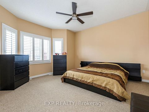 Photo 28 at 856 Wrenwood Drive, Taunton, Oshawa