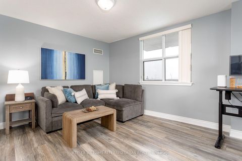 Photo 10 at 317 - 2500 Rutherford Road, Maple, Vaughan