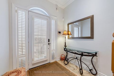 Photo 3 at 28 Preakness Drive, Don Mills, Toronto